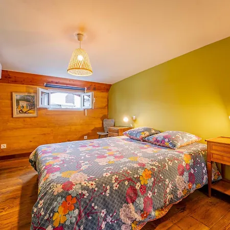 Superbe Peniche En Centre Botel 2*