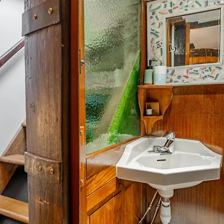 Superbe Peniche En Centre Tekne Bordeaux