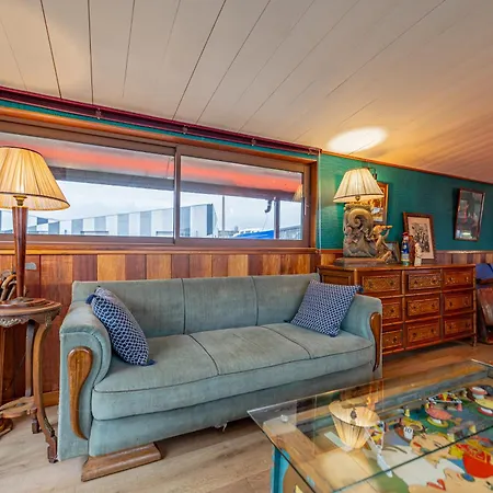 Superbe Peniche En Centre 2*