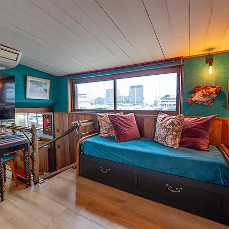 Superbe Peniche En Centre Bordeaux