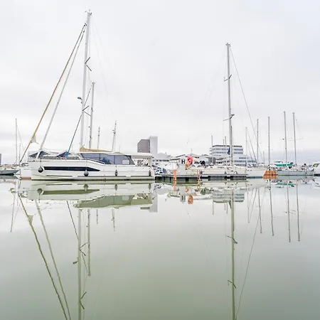 Superbe Peniche En Centre