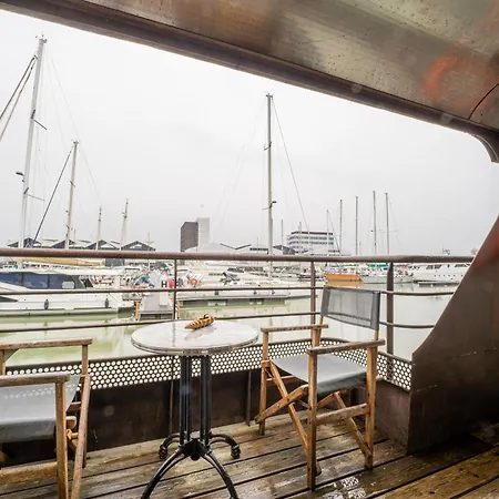 La Petite Annick Bateau-hôtel 2*