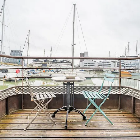 Superbe Peniche En Centre 2*