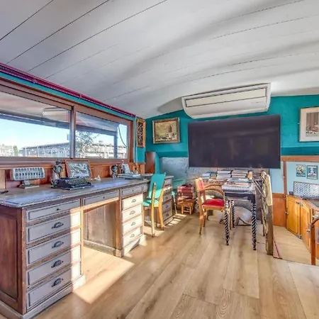 La Petite Annick Bateau-hôtel 2*