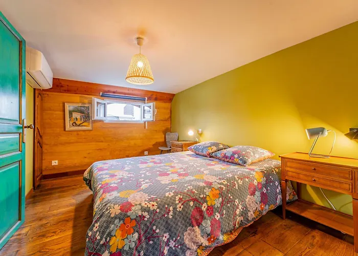 Superbe Peniche En Centre Botel 2*