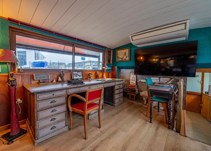 La Petite Annick Hotel en barco Burdeos