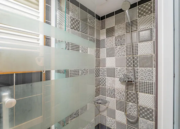 بوتيل Superbe Peniche En Centre 2*