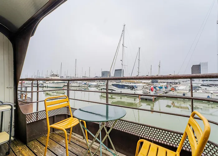 Botel Superbe Peniche En Centre