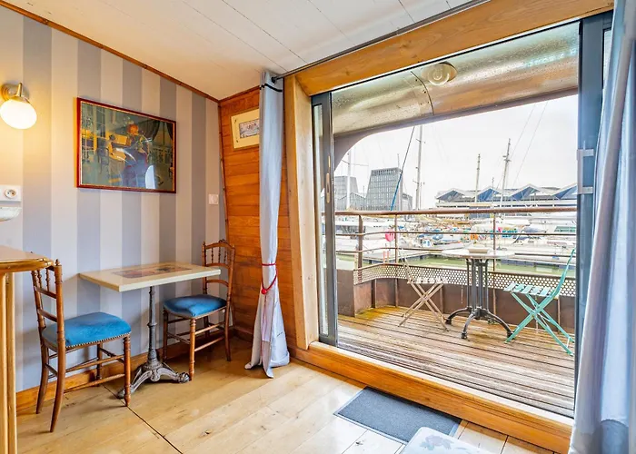 Superbe Peniche En Centre Botel