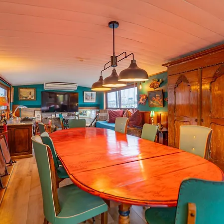 Superbe Peniche En Centre 2*