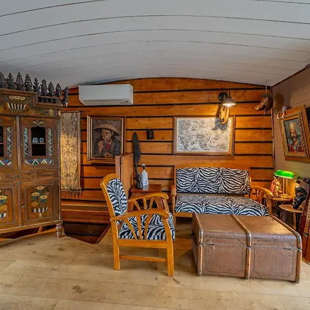 Superbe Peniche En Centre 2* Bordeaux