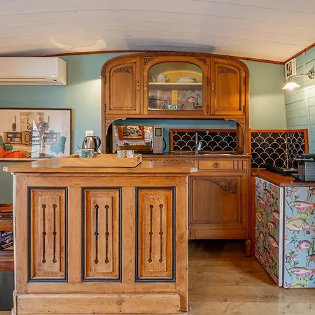 Superbe Peniche En Centre