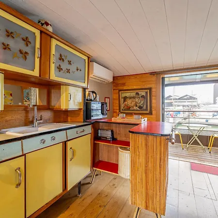 Superbe Peniche En Centre 2* Bordeaux